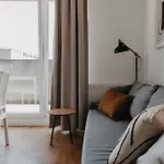 Mieszczanska, Nowoczesny Apartament Z 2 Sypialniami, Tarasem I Parkingiem W Centrum Wroclawia Fair Rentals